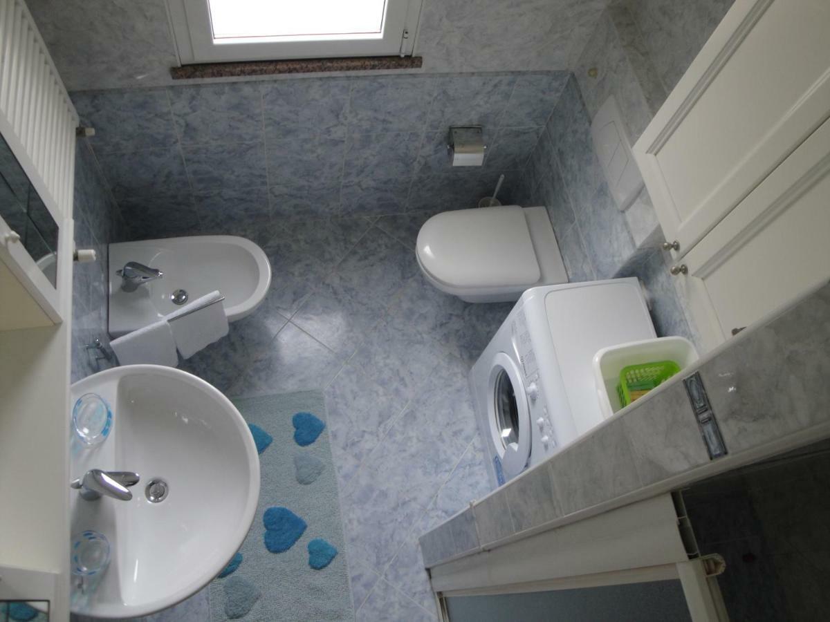 Aloe Beach Apartments, Ombrellone, Parcheggio E Uso Di Biciclette Gratis Rimini Kültér fotó