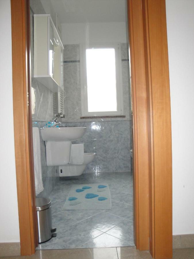 Aloe Beach Apartments, Ombrellone, Parcheggio E Uso Di Biciclette Gratis Rimini Kültér fotó
